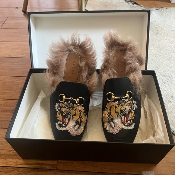 Gucci Fur Slides - Picture 1 of 5